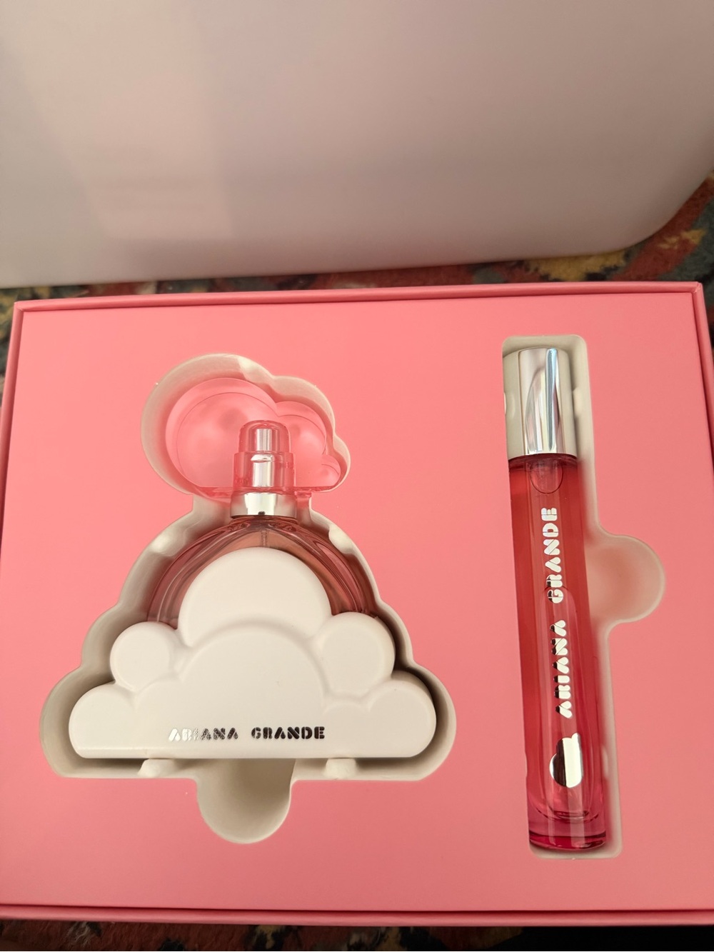 Ariana Grande Pink Cloud EDP gift set (New)